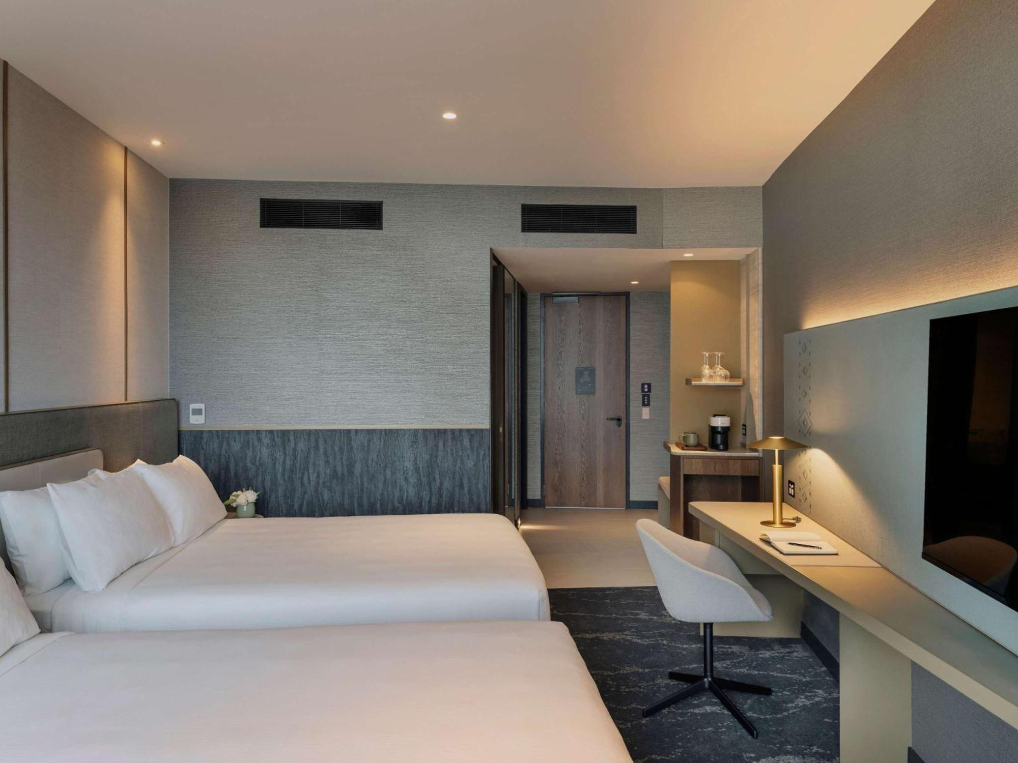 Отель Pullman Auckland Airport Экстерьер фото Deluxe Room