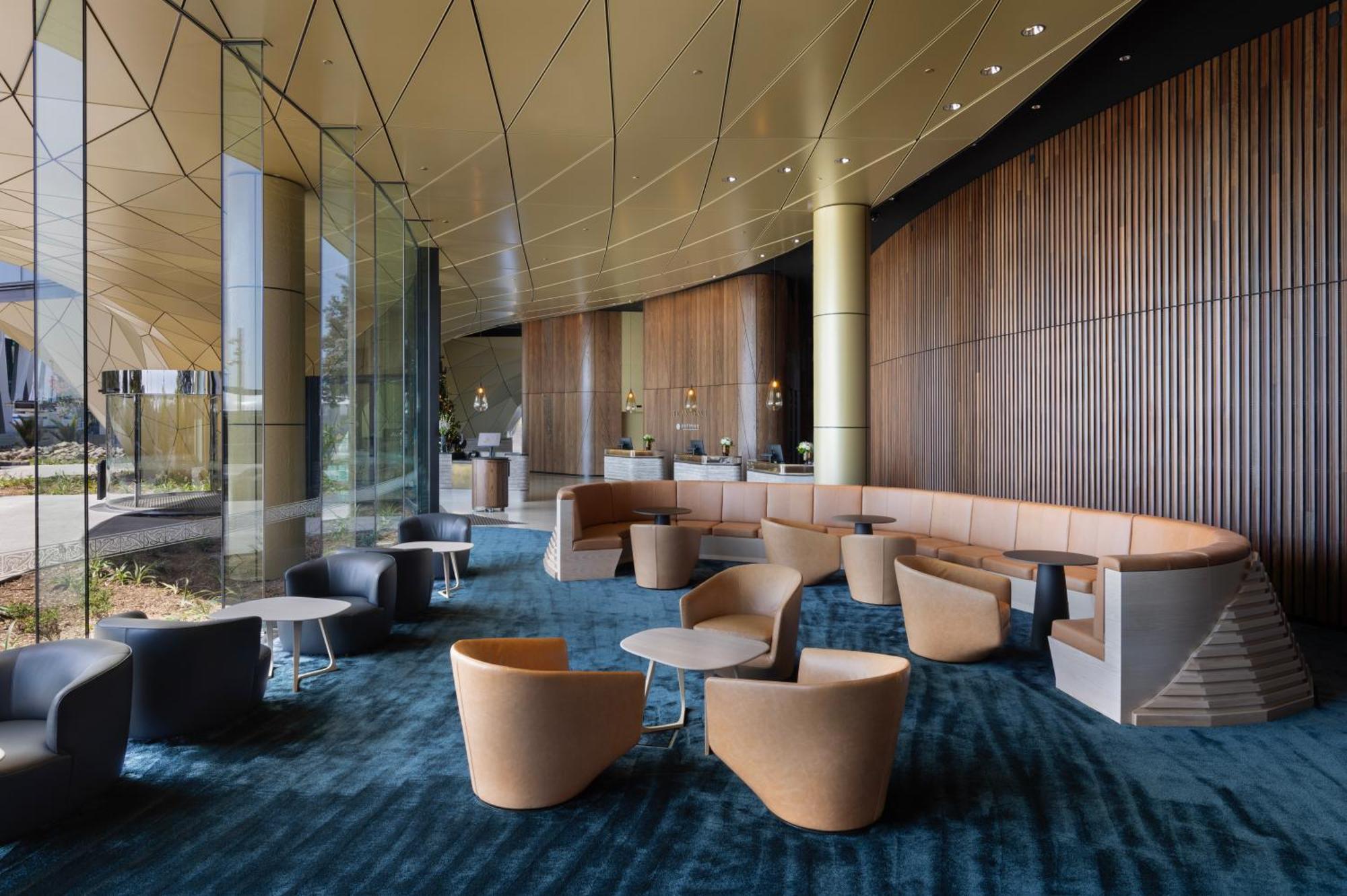 Отель Pullman Auckland Airport Экстерьер фото The interior of the lounge
